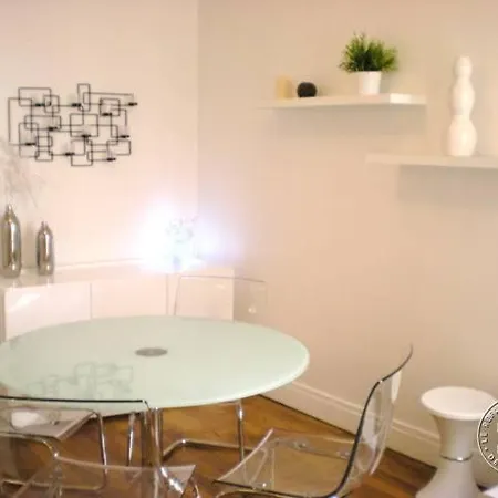 Apartment Coeur De Montparnasse Paris